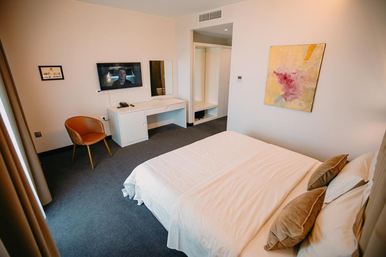 Hotel Delta Premium Durrës Zewnętrze zdjęcie